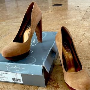 Size 9.5 Jessica Simpson heels